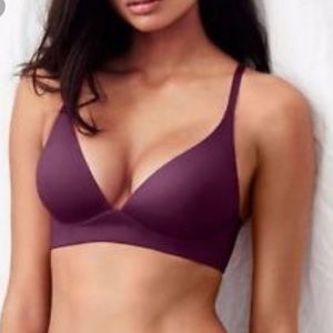 Body by Victoria lightly lined plunge bra